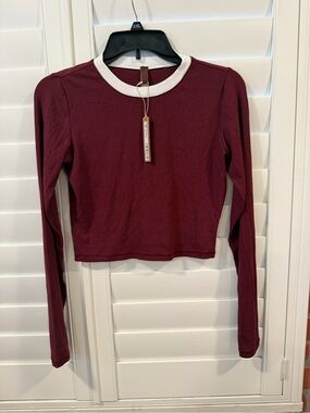 SKIMS Burgundy Ribbed Long-Sleeve Crop Top with White Contrast Collar